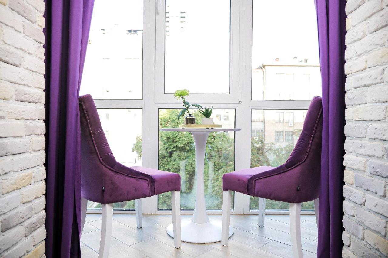 Freedom Apartments In City Center Kyiv Exterior photo