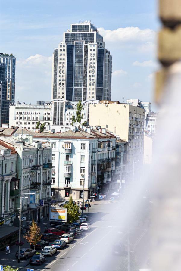Freedom Apartments In City Center Kyiv Exterior photo